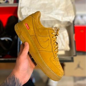 Supreme x Air Force 1